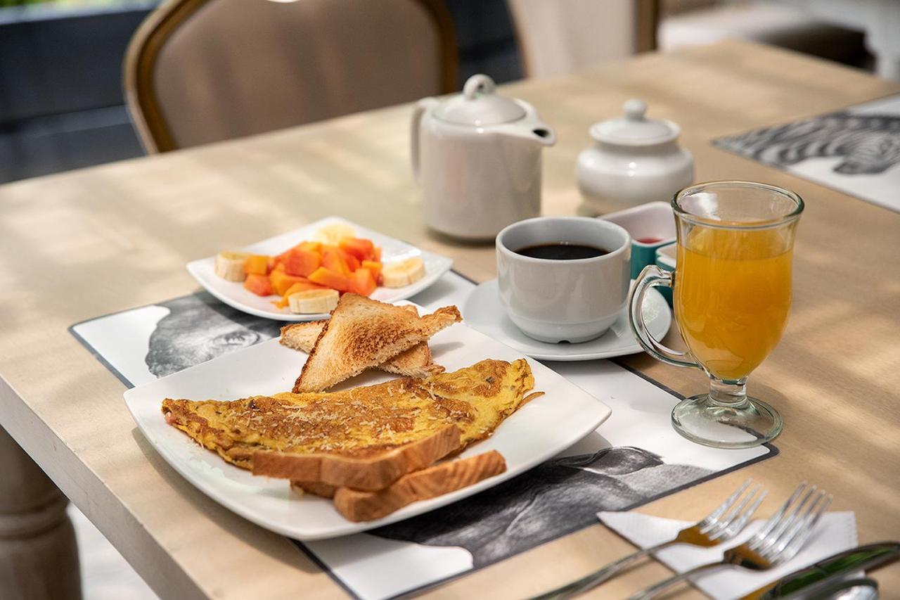 Hotel Green Park Кали Экстерьер фото